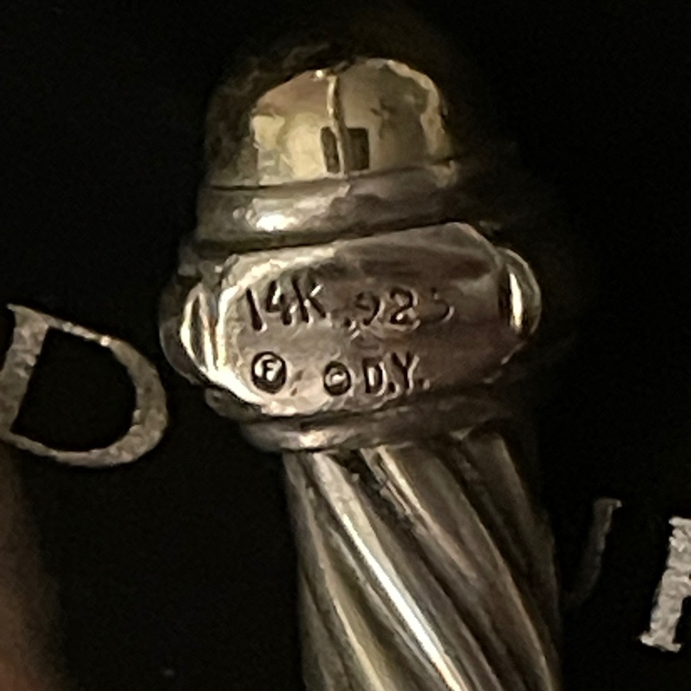 David Yurman Silver and Gold Cable Cuff - Picture 5 of 10